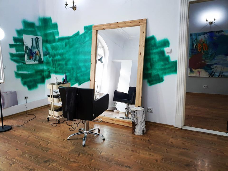 Contemporan Hair Space - 01.jpg